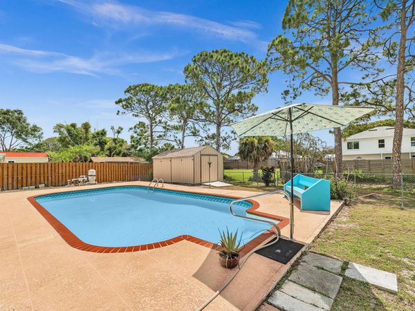 515 NW Twylite Terrace, Port St. Lucie, FL 34983