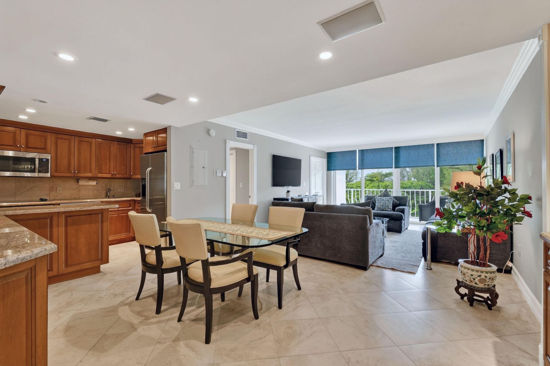 2774 S Ocean Boulevard, Unit 506, Palm Beach, FL 33480 Photo