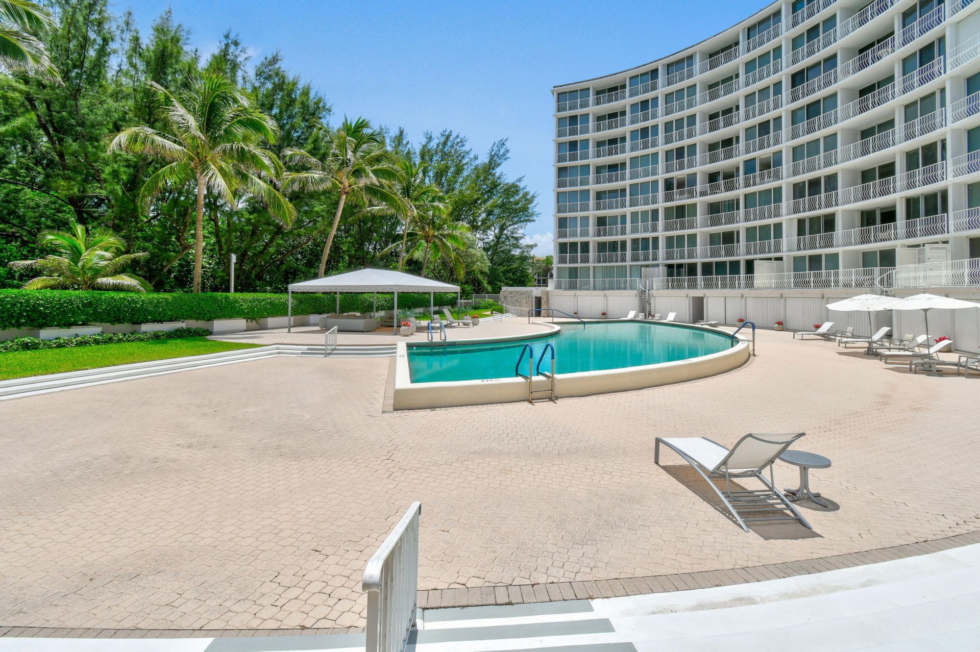 2774 S Ocean Boulevard, Unit 506, Palm Beach, FL 33480 Photo