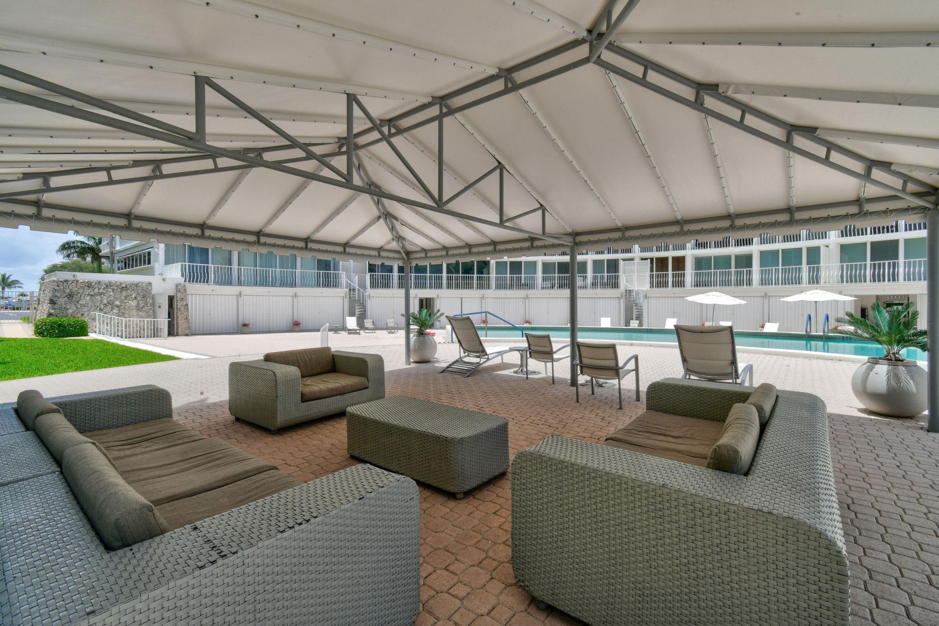 2774 S Ocean Boulevard, Unit 506, Palm Beach, FL 33480 Photo