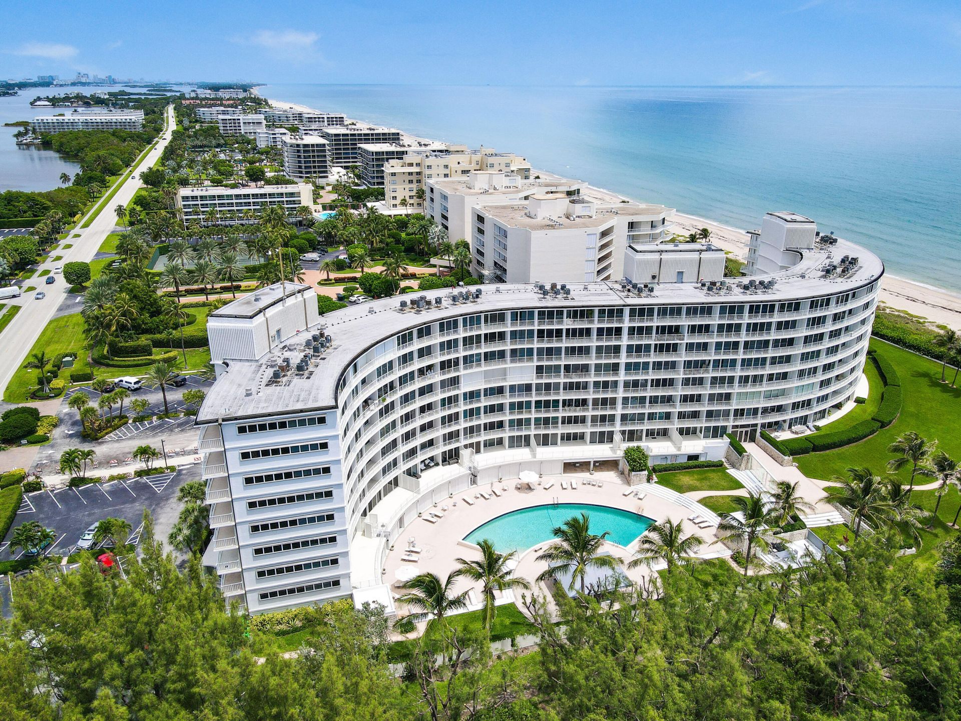 2774 S Ocean Boulevard, Unit 506, Palm Beach, FL 33480 Photo