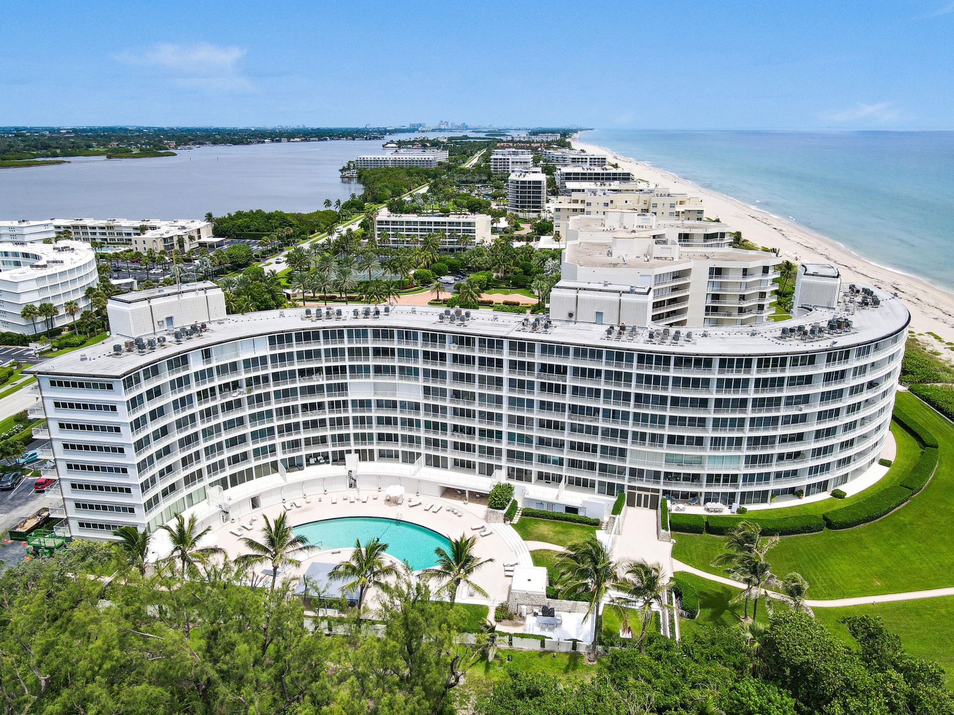 2774 S Ocean Boulevard, Unit 506, Palm Beach, FL 33480 Photo