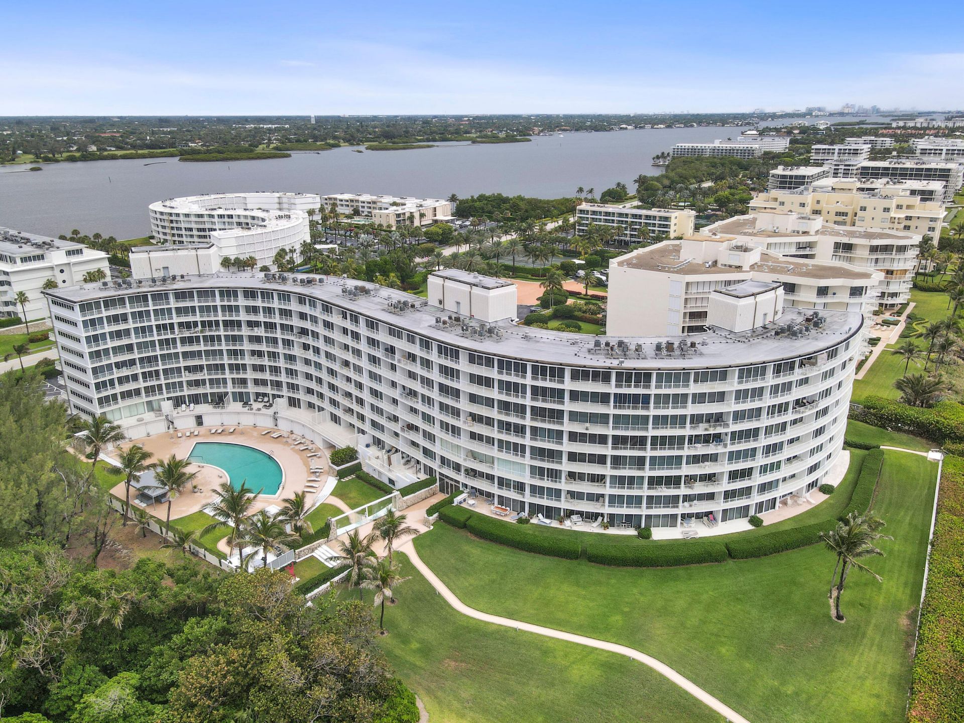 2774 S Ocean Boulevard, Unit 506, Palm Beach, FL 33480 Photo