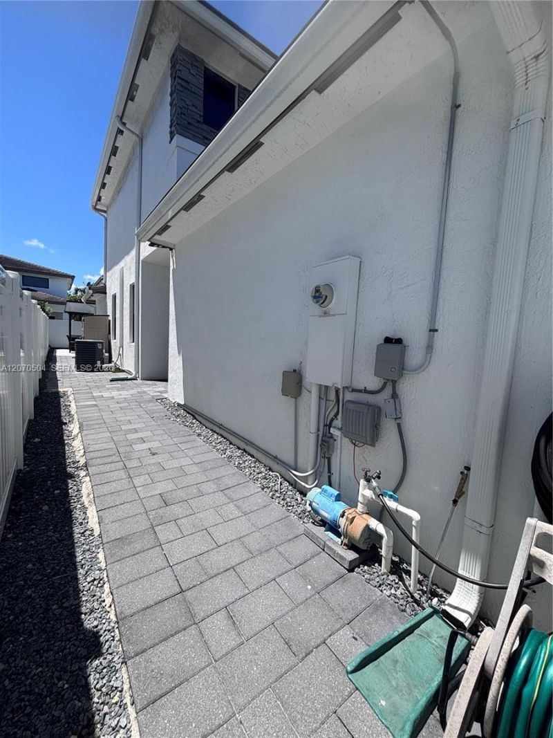 23400 SW 108th Ave, Unit 1, Homestead, FL 33032 Photo