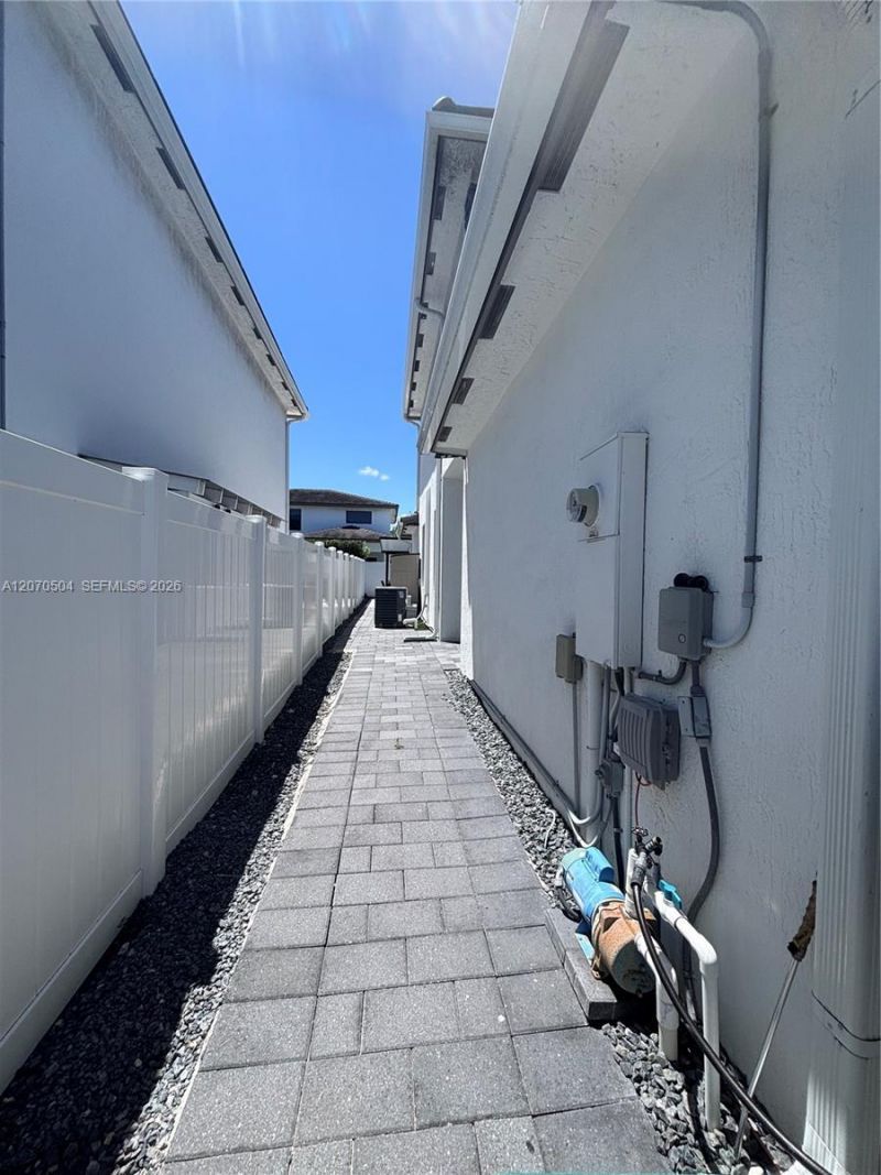 23400 SW 108th Ave, Unit 1, Homestead, FL 33032 Photo
