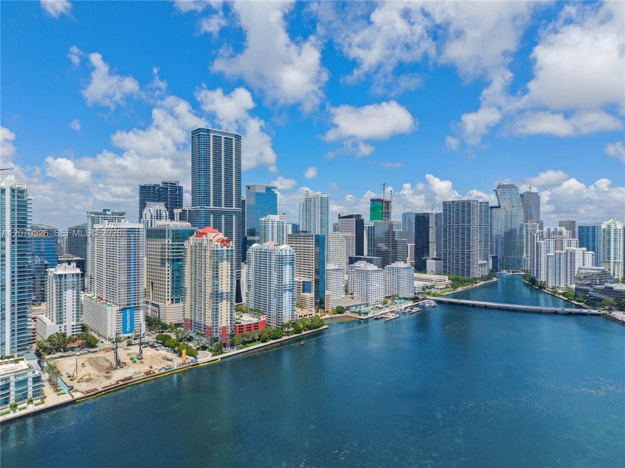 1200 Brickell Bay Dr, Unit 2205, Miami, FL 33131 Photo