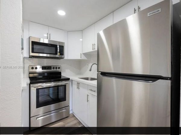 1811 NW 19th Ter, Unit 5, Miami, FL 33125