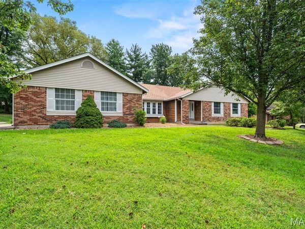 216 Victory Lane, St Charles, MO 63303