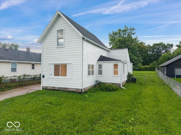 1917 Cedar Street , Anderson, IN 46016