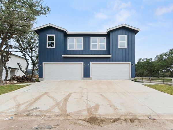 9193 DIETZ ELKHORN RD, Unit 36, Boerne, TX 78015