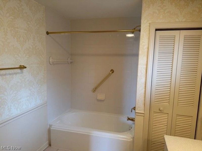 2614 E Erie Avenue, Lorain, OH 44052 Photo 25