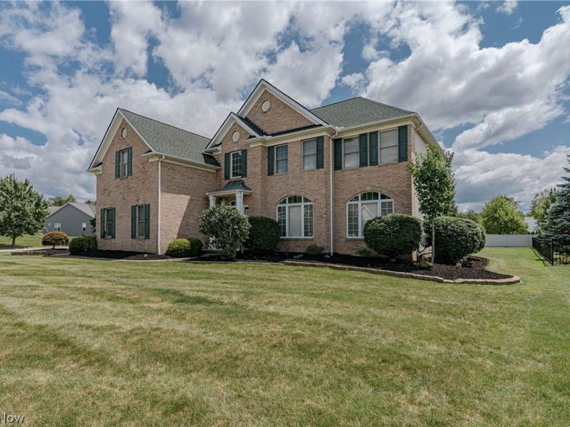 5163 Bayside Lake Boulevard, Stow, OH 44224 Photo 2