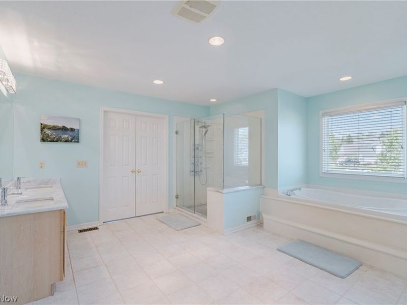 5163 Bayside Lake Boulevard, Stow, OH 44224 Photo 27