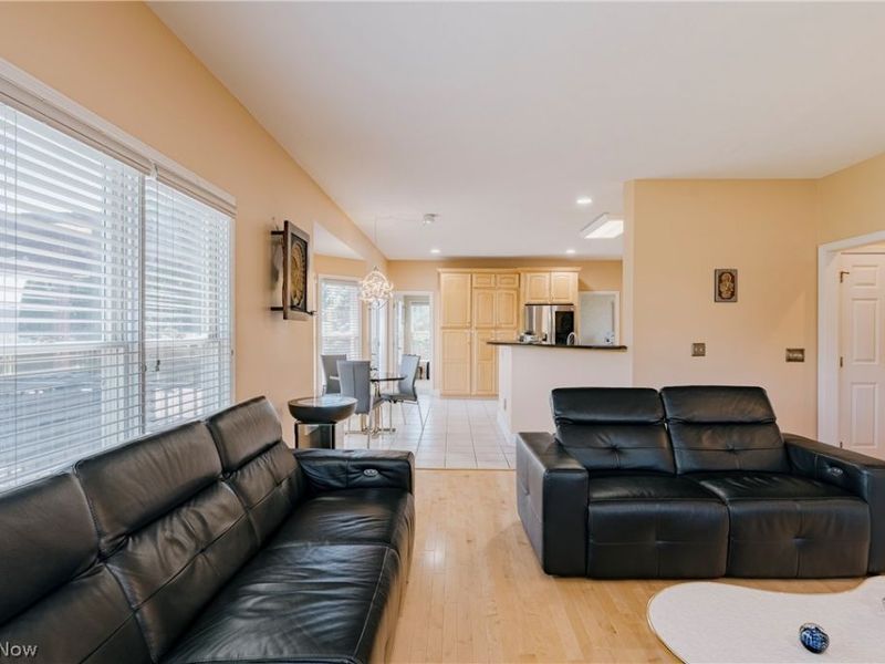 5163 Bayside Lake Boulevard, Stow, OH 44224 Photo 9