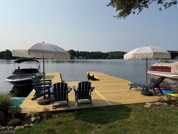 19 Meteor Trl, Byram, NJ 07821
