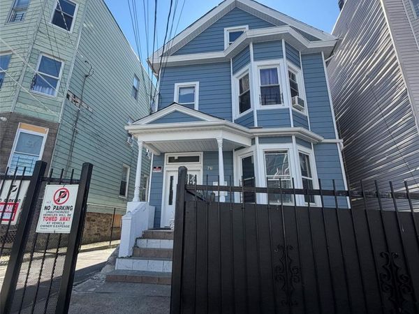 78 Maple Street , Unit 1FL, Yonkers, NY 10701
