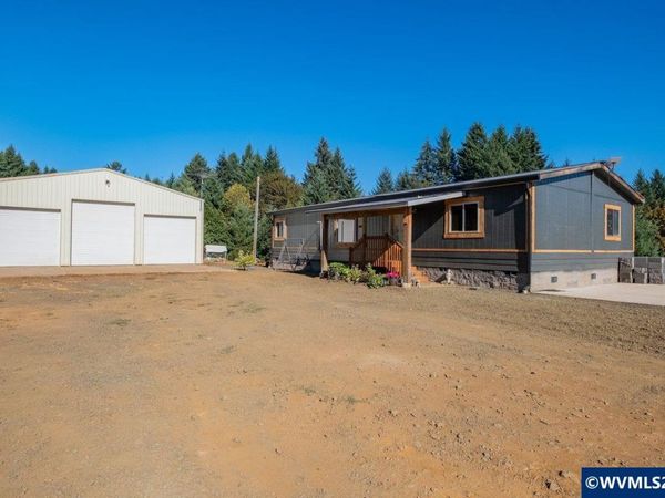 660 Harrington Rd, Falls City, OR 97344