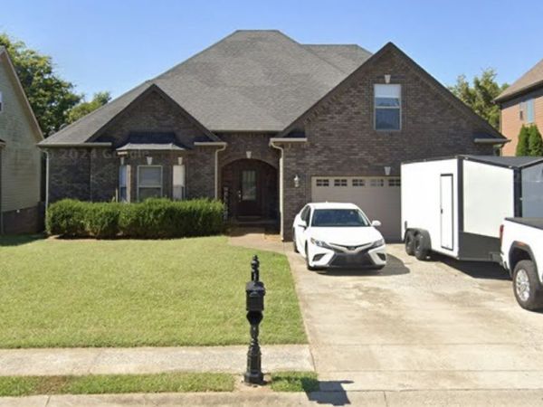 2394 Senseney Dr, Clarksville, TN 37042
