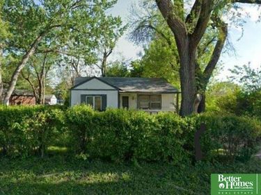 6025 Ohern Street, Omaha, NE 68117