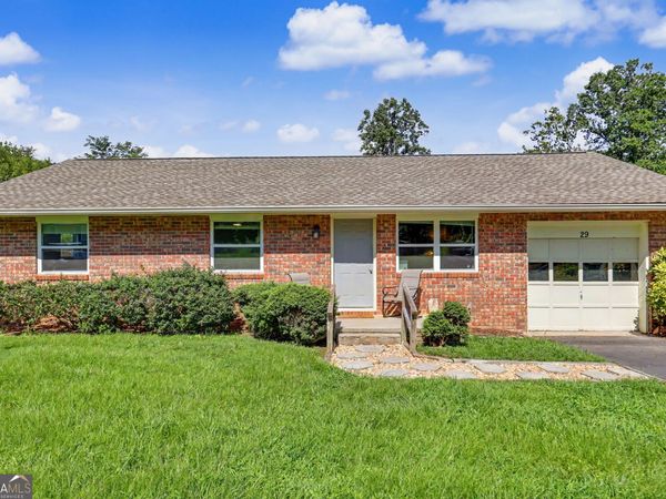 29 Fisher Avenue, Clayton, GA 30525