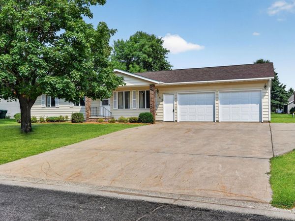 143 Meadowlark Lane SW, Melrose, MN 56352