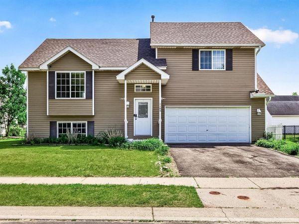 1104 Spruce Street, Farmington, MN 55024