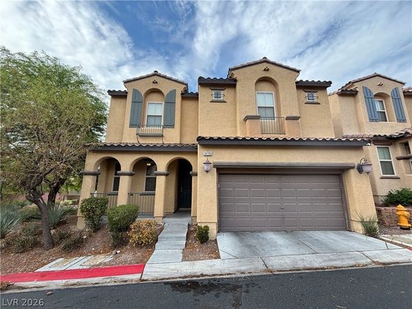 10735 Knickerbocker Avenue , Las Vegas, NV 89166