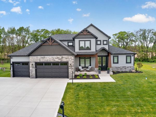 15111 Gossamer Trail, Granger, IN 46530