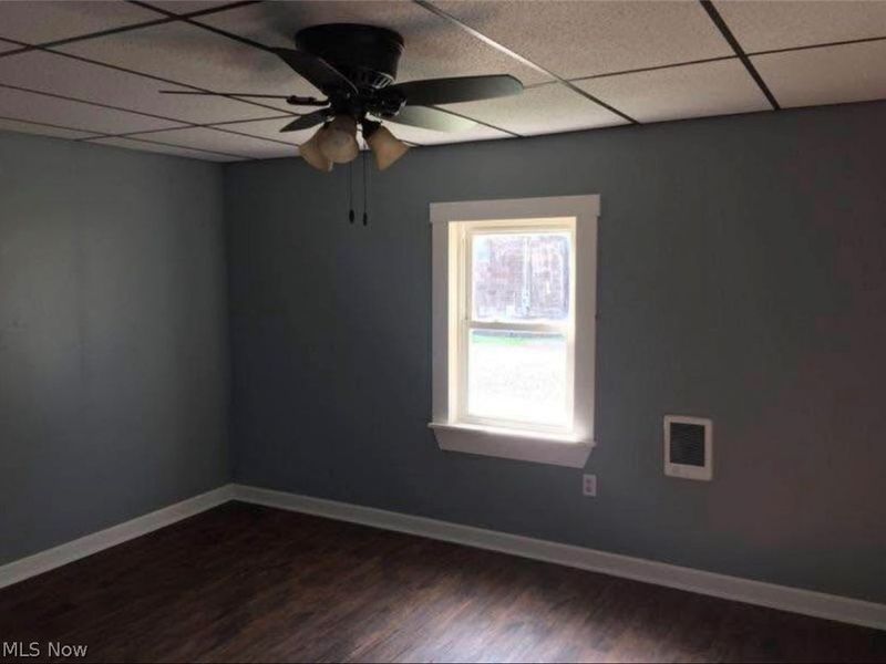129 King Avenue, Lore City, OH 43755 Photo 12