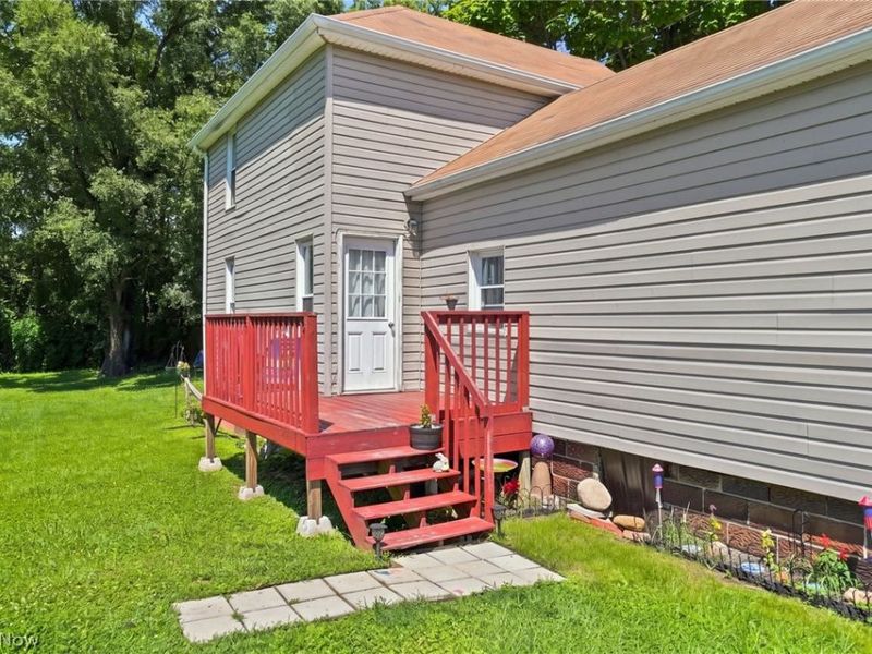 129 King Avenue, Lore City, OH 43755 Photo 3