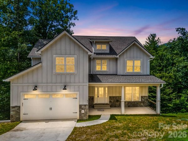 42 Stone Crest Mountain Drive , Black Mountain, NC 28711