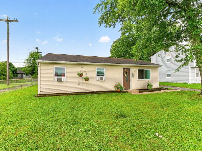 5471 Sedalia Drive , Columbus, OH 43232 Photo 1
