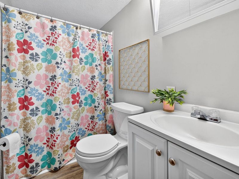 5471 Sedalia Drive , Columbus, OH 43232 Photo 7