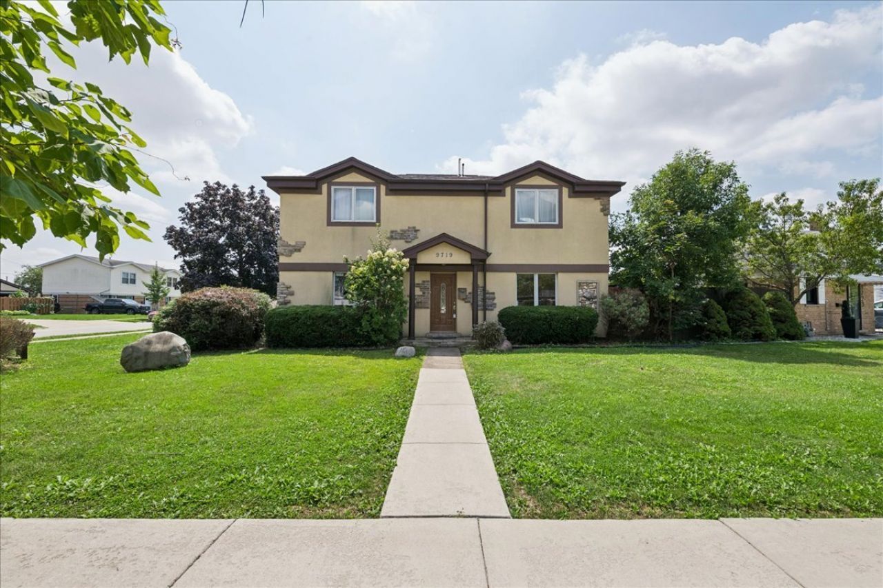 9719 Johanna Avenue, Franklin Park, IL 60131 Main Photo