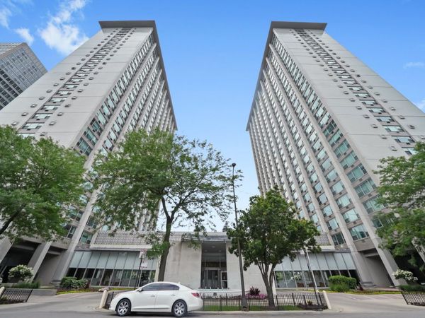 3600 N Lake Shore Drive , Unit 2807, Chicago, IL 60613