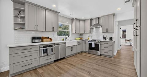 7351 Horseshoe Bar Rd, Loomis, CA 95650 Photo
