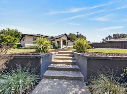 7351 Horseshoe Bar Rd, Loomis, CA 95650 Photo