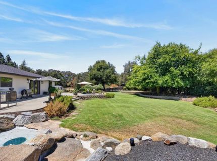 7351 Horseshoe Bar Rd, Loomis, CA 95650 Photo