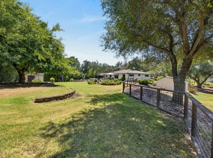 7351 Horseshoe Bar Rd, Loomis, CA 95650 Photo