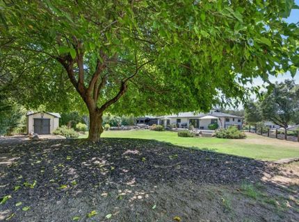 7351 Horseshoe Bar Rd, Loomis, CA 95650 Photo