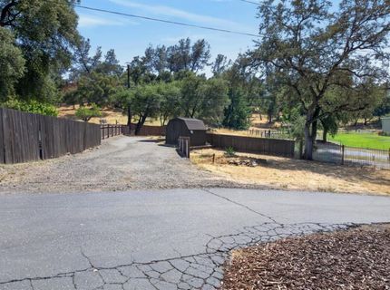 7351 Horseshoe Bar Rd, Loomis, CA 95650 Photo