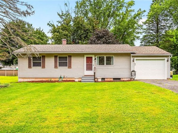 22 Alpine Way , Victor, NY 14564