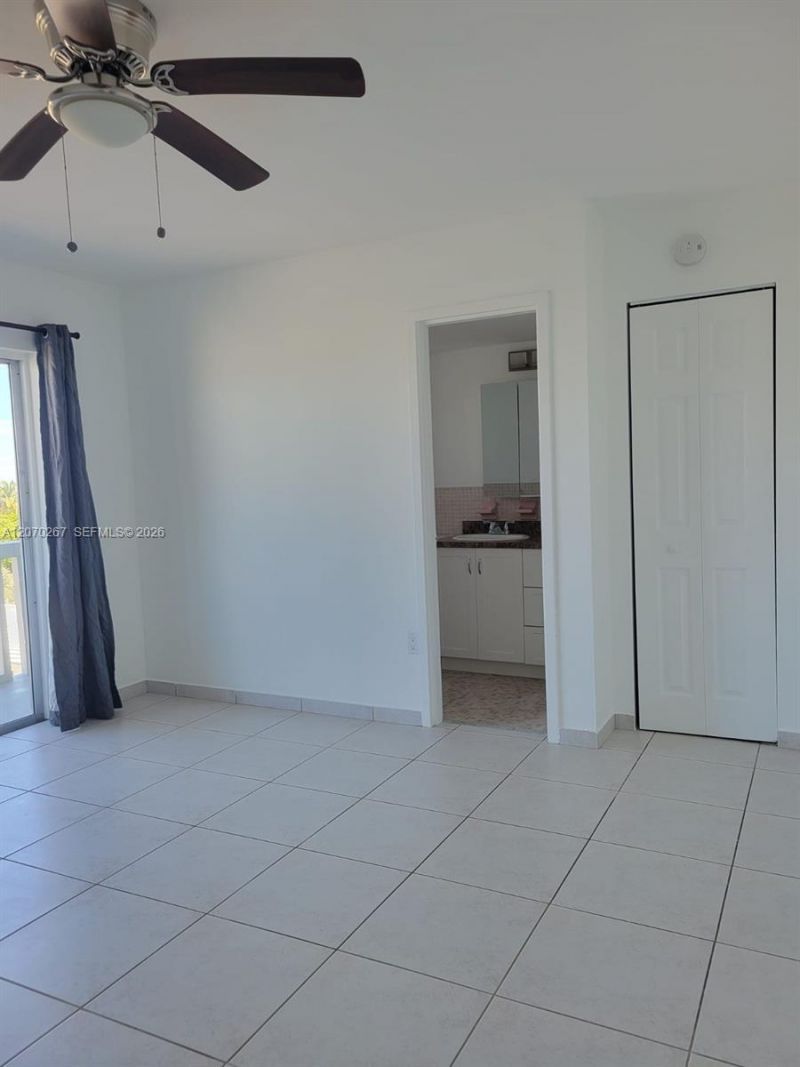 7620 Carlyle Ave , Unit 604, Miami Beach, FL 33141 Photo