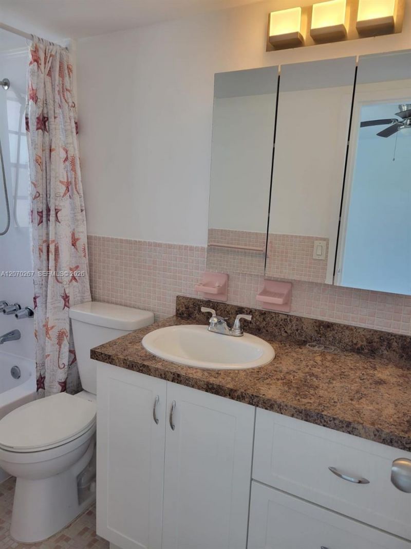 7620 Carlyle Ave , Unit 604, Miami Beach, FL 33141 Photo