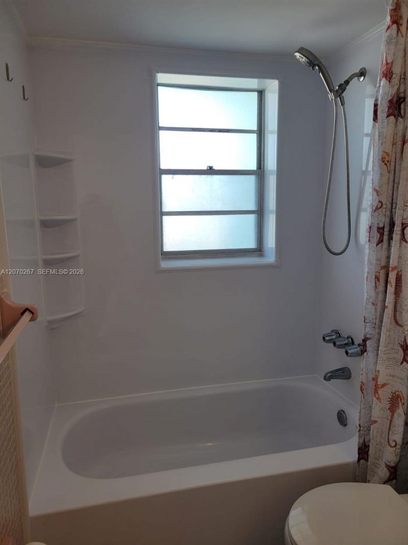 7620 Carlyle Ave , Unit 604, Miami Beach, FL 33141 Photo