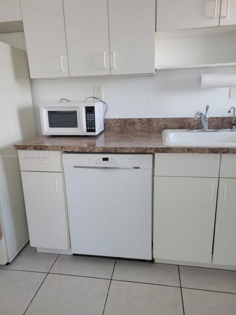7620 Carlyle Ave , Unit 604, Miami Beach, FL 33141 Photo