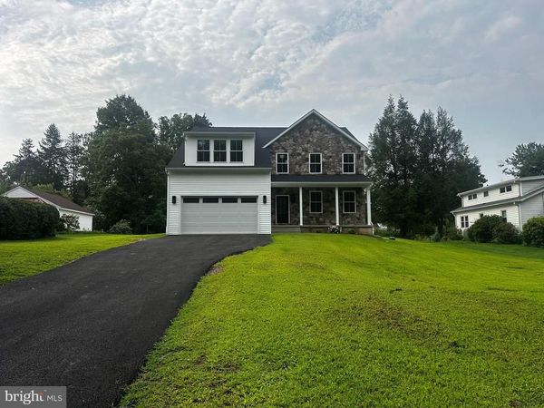 111 N SHADY RETREAT ROAD , DOYLESTOWN, PA 18901