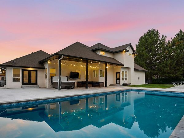 6712 N Double Eagle Lane, Meridian, ID 83646