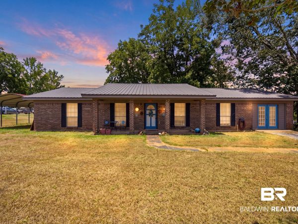 46005 Dawn Cir, Bay Minette, AL 36507
