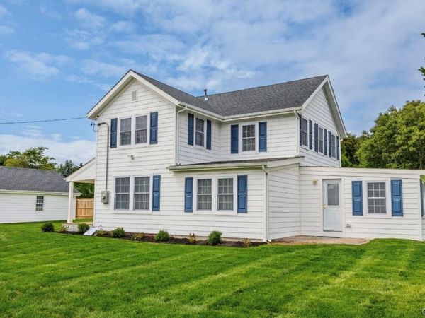 12 Pleasant Avenue , Westhampton, NY 11977